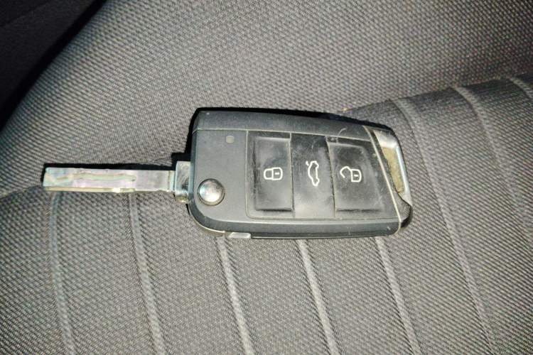 Used Volkswagen Lavida 2021 1.5L Automatic Vision Edition
