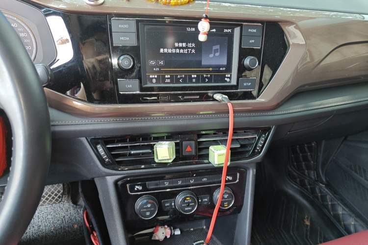 Used Volkswagen Tharu 2019 280TSI Two-Wheel Drive Comfort Edition China VI Standard Audio And AC Panel