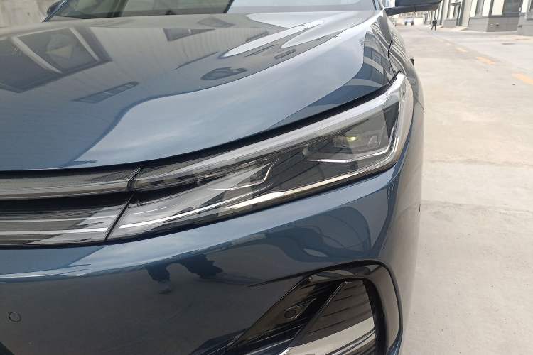 Used Geely Galaxy A7 2025 Model EM-i 150km Starship Edition Left Front Headlight