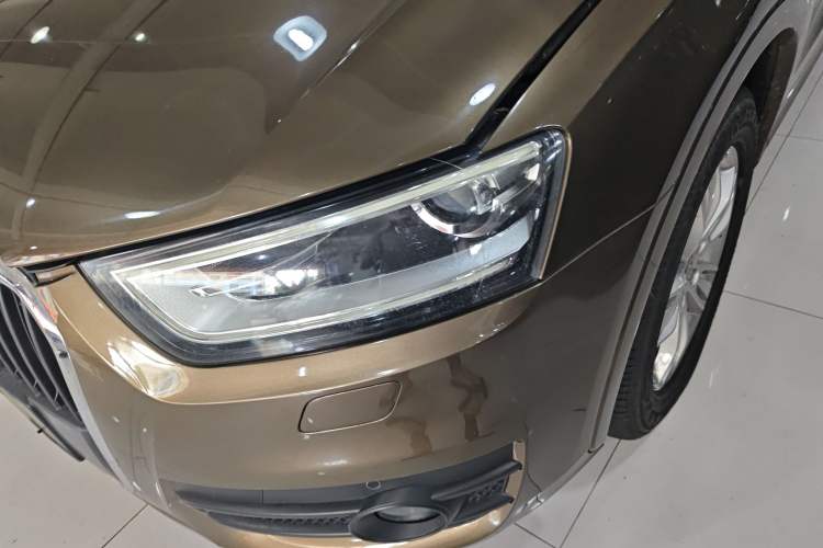 Used Audi Q3 2015 35 TFSI quattro Technology Edition Left Front Headlight