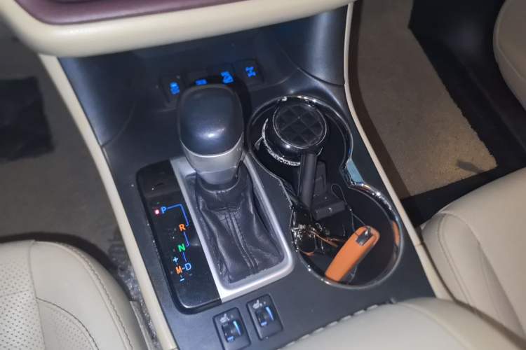 Used Toyota Highlander 2015 2.0T Four-Wheel Drive Luxury Edition 7-Seater
