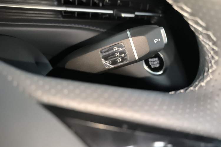 Used CHANGAN Eado PHEV 2025 Smart New Blue Whale 145KM Battleship Edition