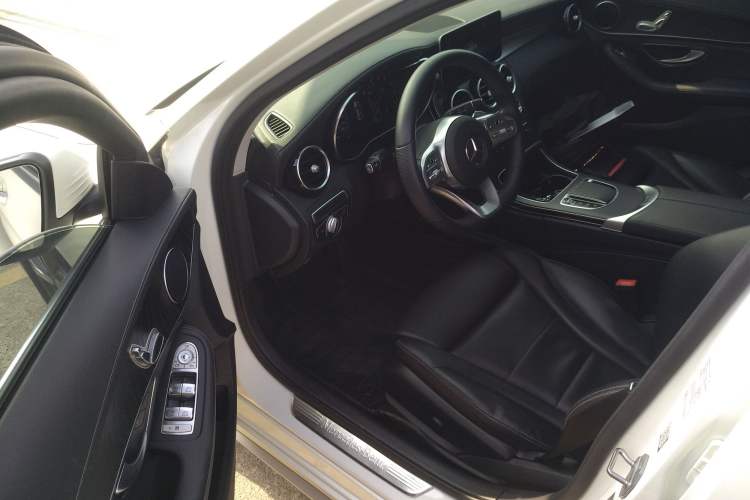 Used Mercedes-Benz C-Class 2020 C 200 L Fashion Edition Sport Version
