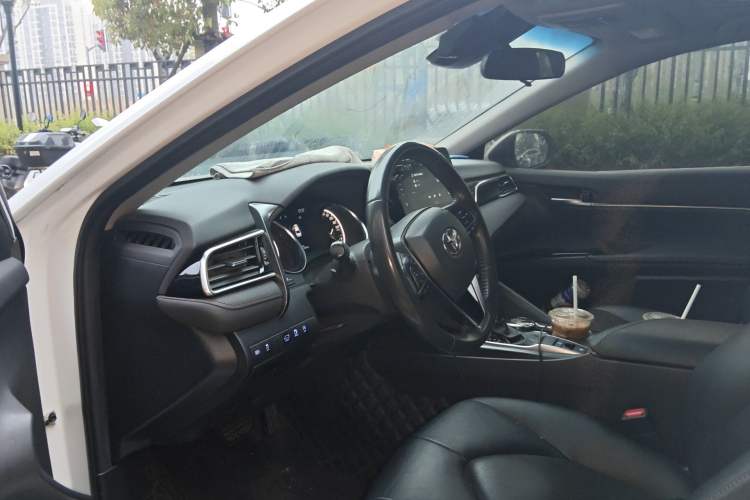 Used Toyota Camry 2021 2.0G Luxury Edition Left Front Seat