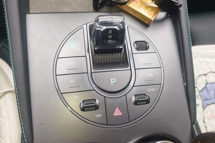 Used BYD Seal 06 New Energy 2025 DM-i Smart Drive 120KM Prestige Model
