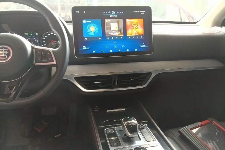 Used BYD Tang New Energy 2020 DM 2.0T Dual-Engine All-Wheel Drive Prestige 7-Seater China VI Standard Audio And AC Panel