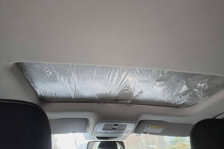 Used Roewe i5 2020 1.5L Automatic 4G Connected Linghao Edition