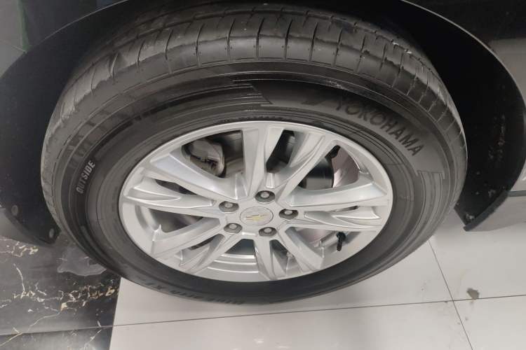 Used Chevrolet Equinox 2019 535T Automatic YuJie Edition China V Standard Exterior 1