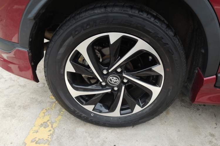 Used Toyota IZOA 2018 2.0L Yichi Version China VI Standard