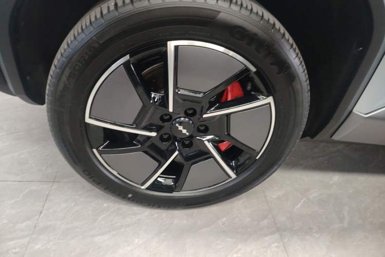 Used Formula Leopard Titanium 3 2025 501 km All-Wheel Drive Intelligent Driving Max Edition