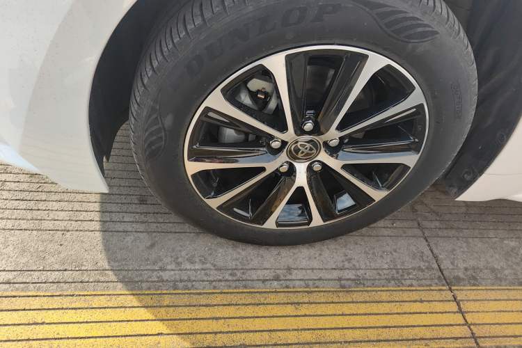 Used Toyota Levin 2024 Smart Electric Hybrid Dual-Engine 1.8L Leading Edition