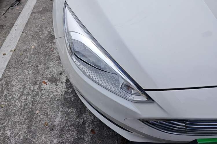 Used Ford Focus 2015 Sedan 1.6L Automatic Comfort Model
