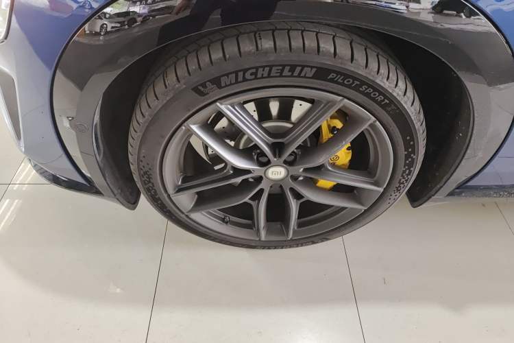 Used Xiaomi Auto YU7 2025 Ultra-Long Range High-Performance All-Wheel-Drive Max Edition