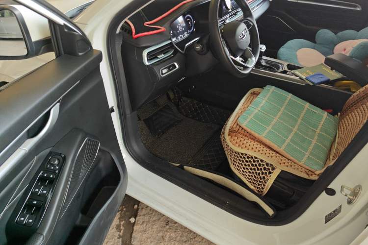 Used Geely Auto Emgrand 2022 4th Generation 1.5L CVT Luxury Model