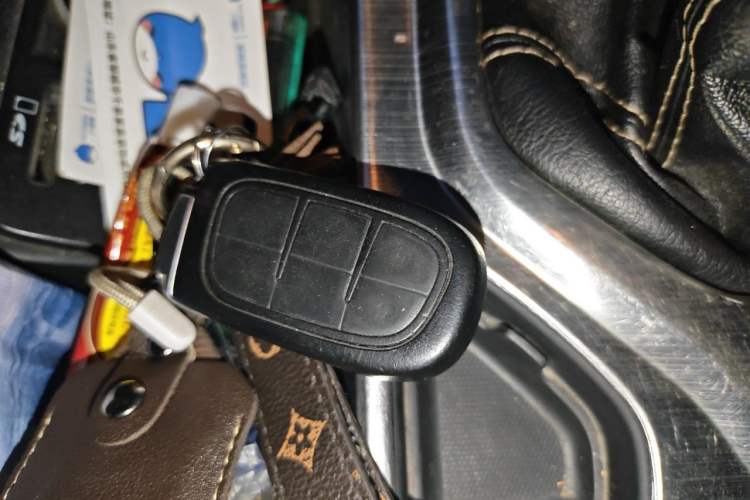 Used Jeep Cherokee 2016 2.4L Leading Edition
