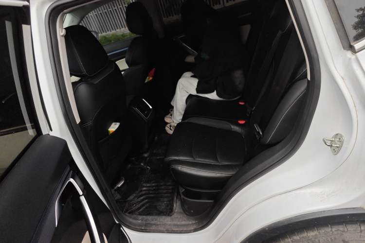 Used Geely Auto Emgrand X7 Sport 2022 Boyue X 1.8TD DCT ZhiZun Edition
