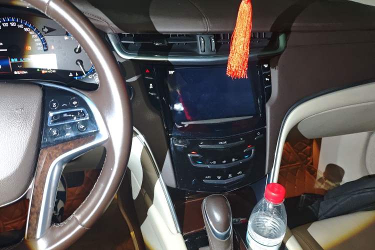 Used Cadillac XTS 2016 28T Tech Edition Audio And AC Panel