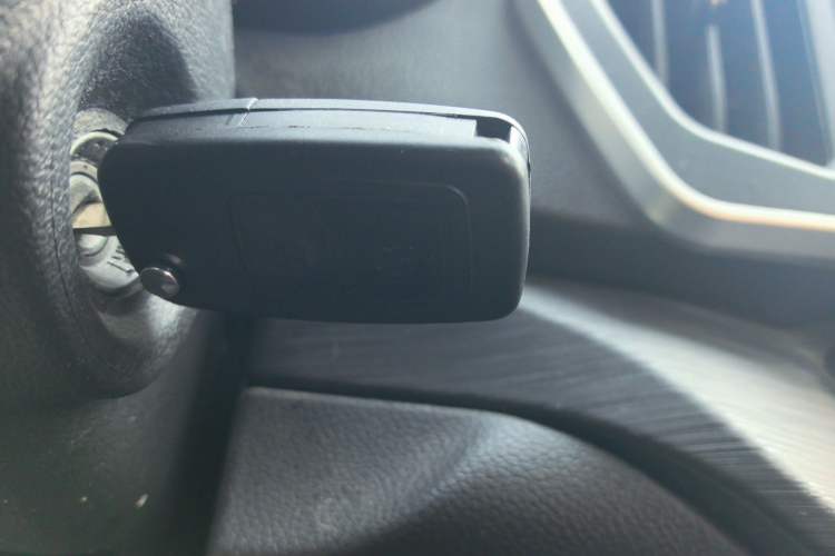 Used Chana Ruixing EM80 2025 Cargo Version Standard 2-Seater 300 km Side-Hinged Doors
