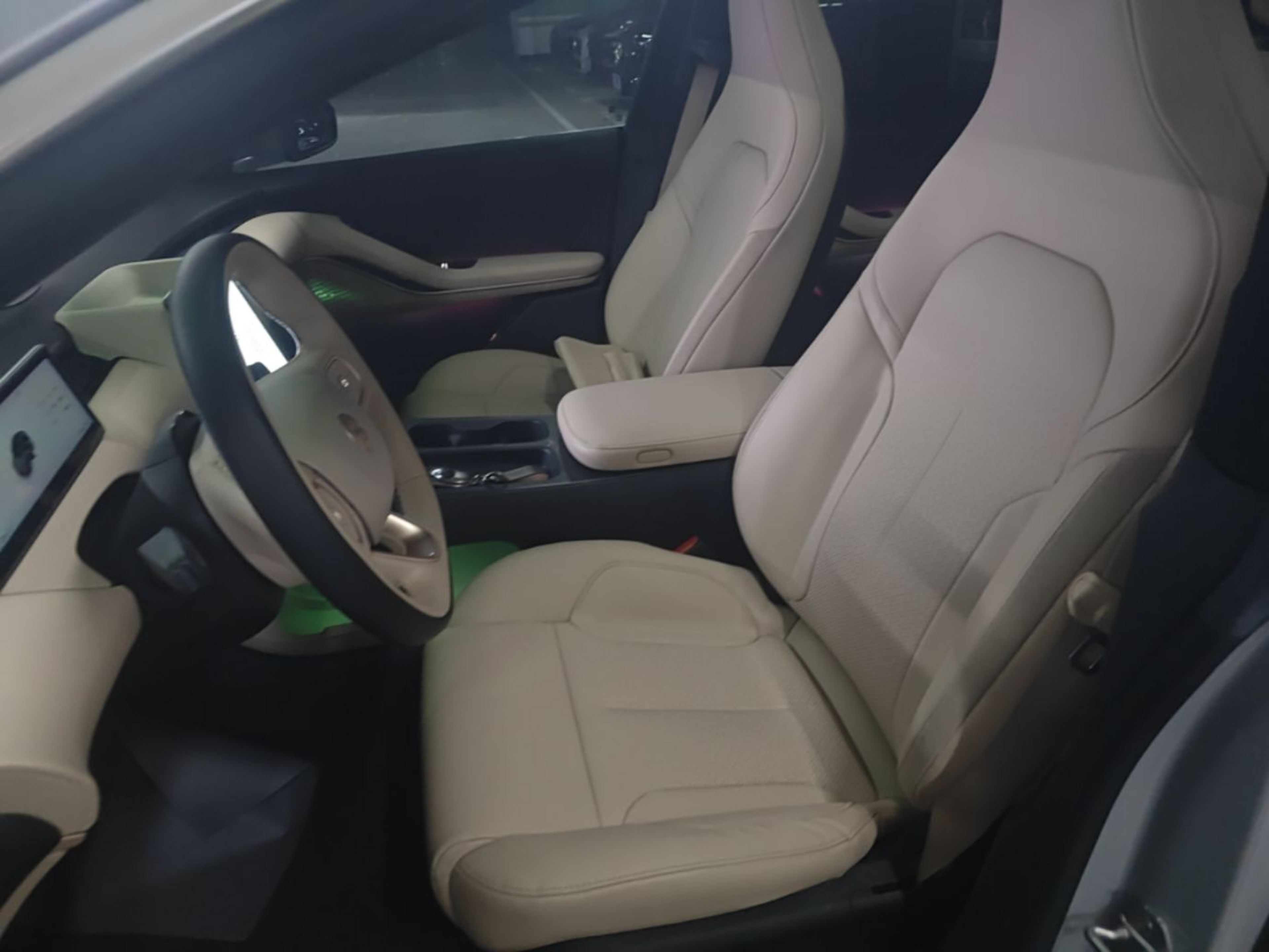 Interior delantero