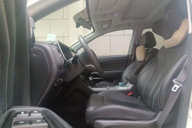 Used GAC Trumpchi GS3 2022 POWER 270T Automatic Luxury Edition Left Front Seat