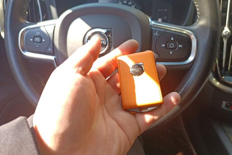 Used Volvo S60 2022 B4 Zhiyuan Luxury Edition