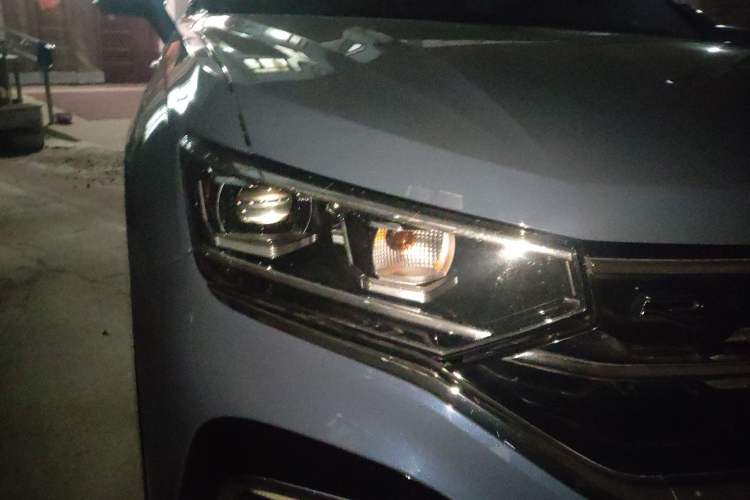 Used Volkswagen Tayron X 2020 330TSI Two-Wheel Drive Luxury Smart Connectivity Version
