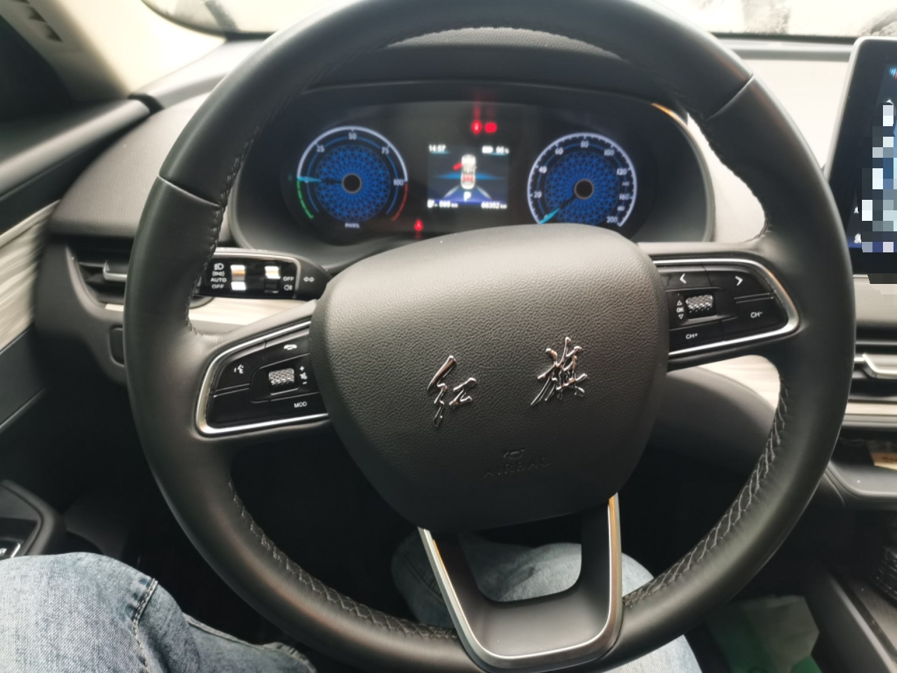 Hongqi E-QM5 2023 620km PLUS — снимка 10