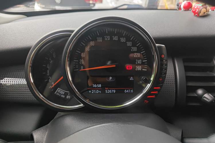 Used MINI 2016 1.5T COOPER Instrument Cluster