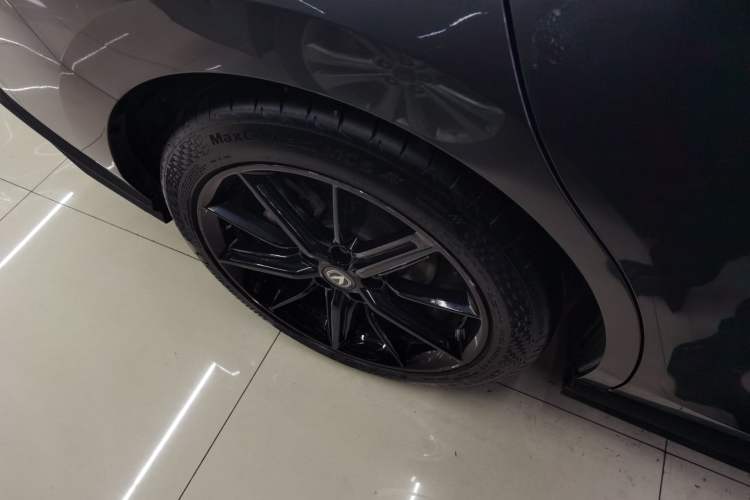 Used Changan UNI-V 2022 1.5T Prestige Version