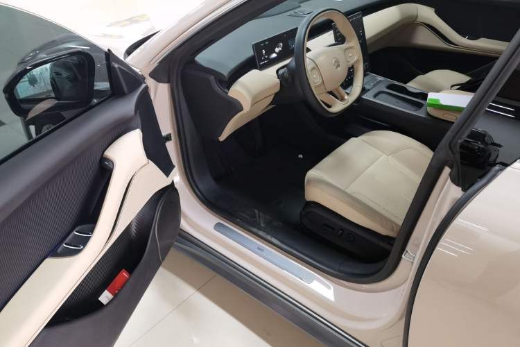 Used Nio ET5 2022 75 kWh
