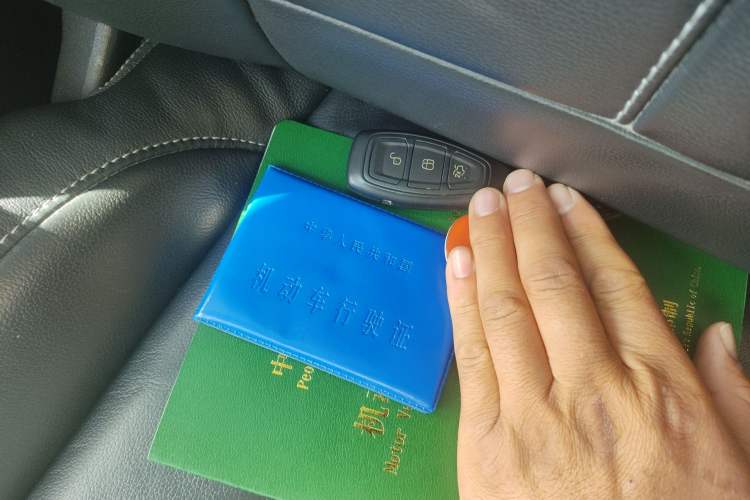 Used Ford Kuga 2013 2.0L GTDi Four-Wheel-Drive Sport Model
