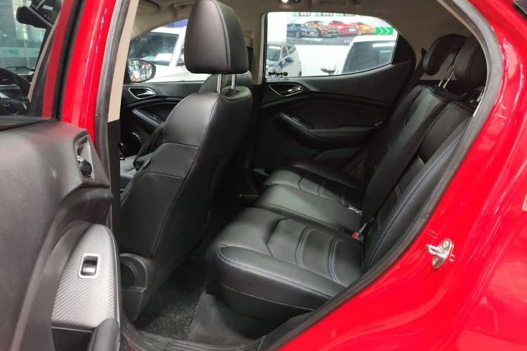 Used BYD Yuan New Energy 2018 EV360 Smart Connect Cool Edition