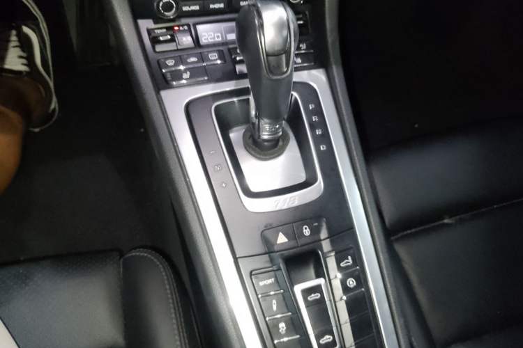 Used Porsche 718 2016 Boxster 2.0T Gear Lever