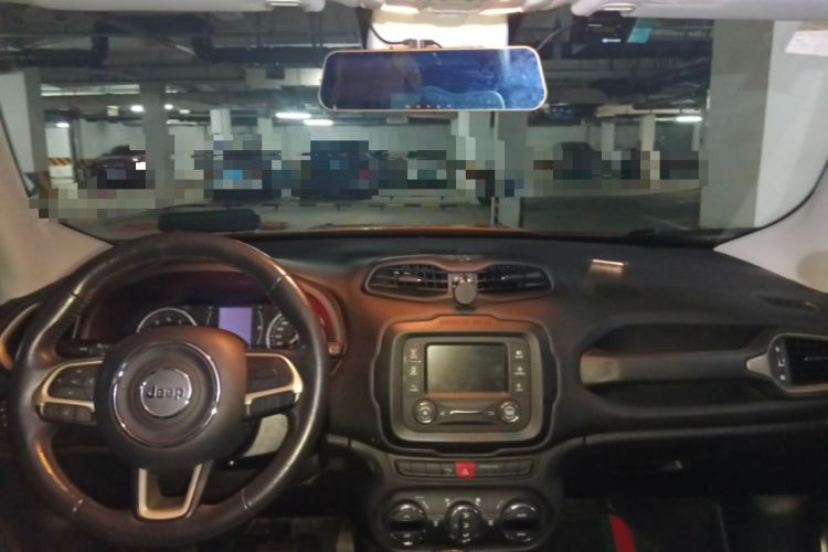 Used Jeep Renegade 2017 180T Automatic Jingneng Edition Center Console