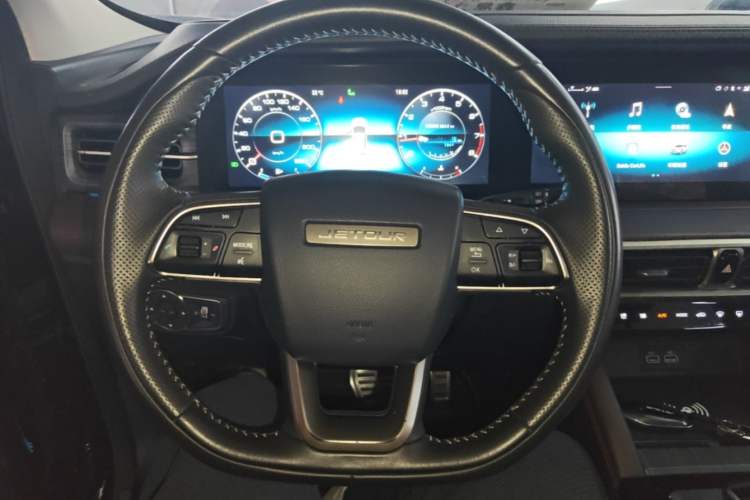 Used JETOUR X90 PLUS 2024 1.6TD DCT Villa PRO 7-Seater
