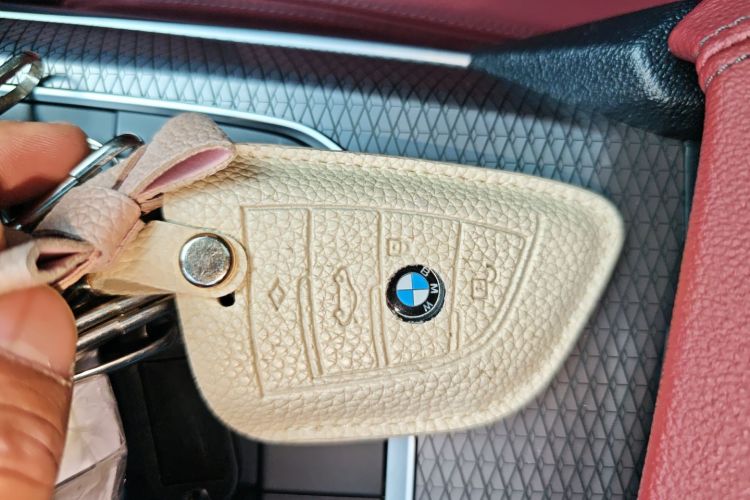 Used BMW i5 2025 eDrive 40L Luxury Package
