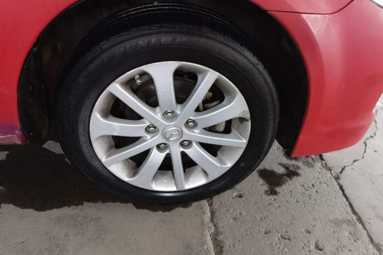 Used Mazda 6 2011 2.0L Automatic Fashion Edition Right Front Wheel Hub