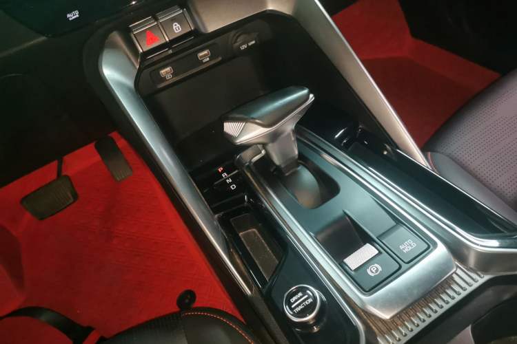 Used Kia Sportage R 2021 Ace 2.0L Challenge Edition Gear Lever