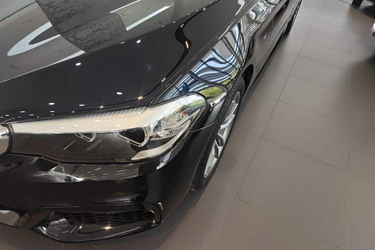 Used BMW 5 Series 2019 525Li M Sport Package Left Front Headlight