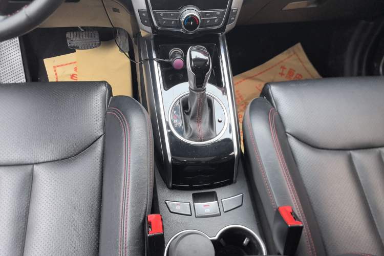 Used Zotye Domy X5 2017 Upgraded Model 1.5T CVT ZhiXian Edition