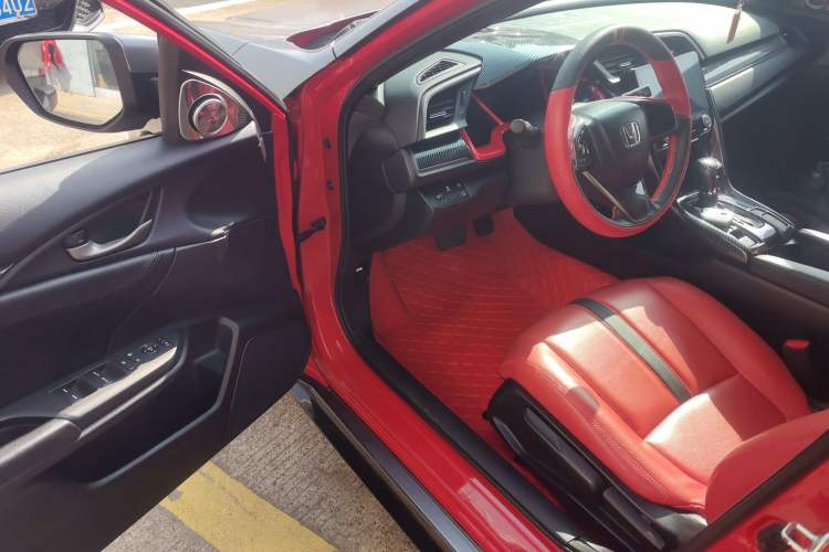 Used Honda Civic 2021 HATCHBACK 220TURBO CVT New Trendsetter