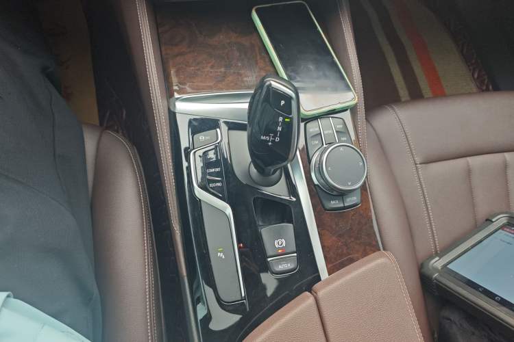 Used BMW 5 Series 2018 525Li Luxury Package