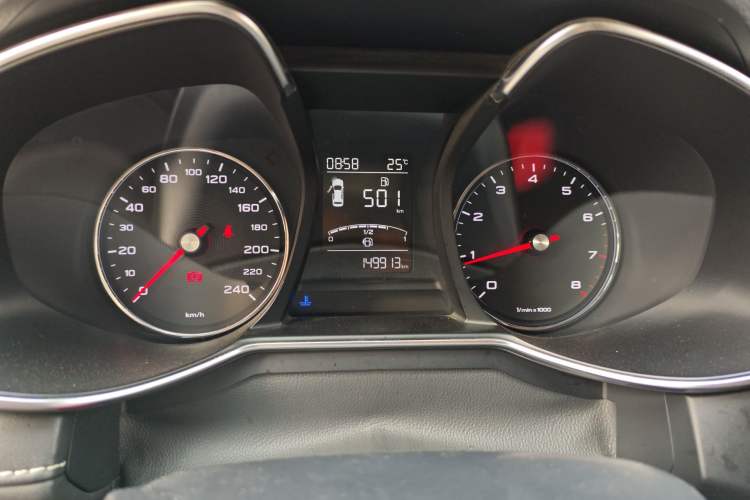 Used MG 6 2017 20T Manual Luxury Smart Connect Version China V Standard