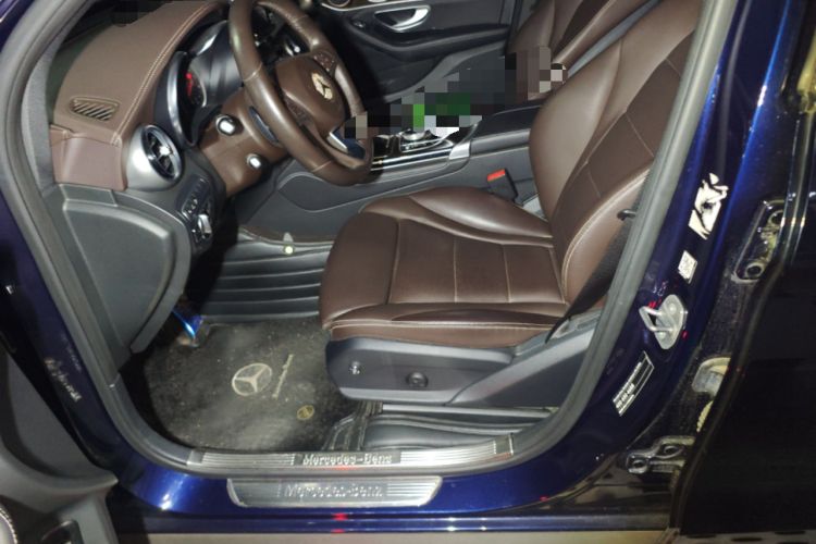 Used Mercedes-Benz GLC 2017 GLC 260 4MATIC Luxury Model