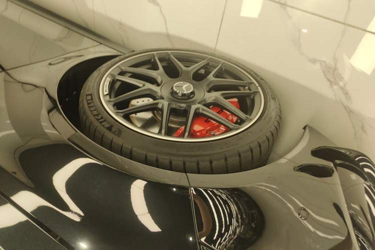 Used Mercedes-Benz A AMG 2024 Facelift AMG A 45 S 4MATIC+ Left Front Wheel Hub