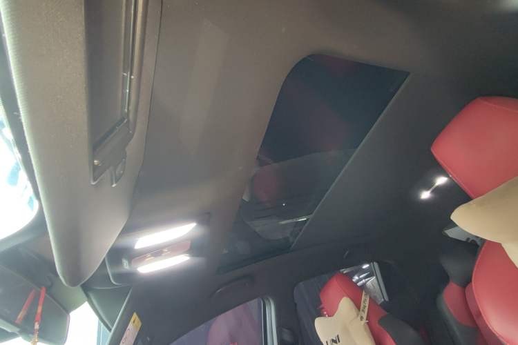 Used CHANGAN UNI-T 2020 1.5T Prestige Version Headliner