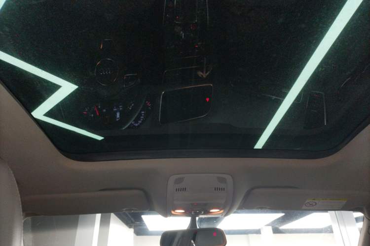 Used Audi Q5 2015 40 TFSI Comfort Model
