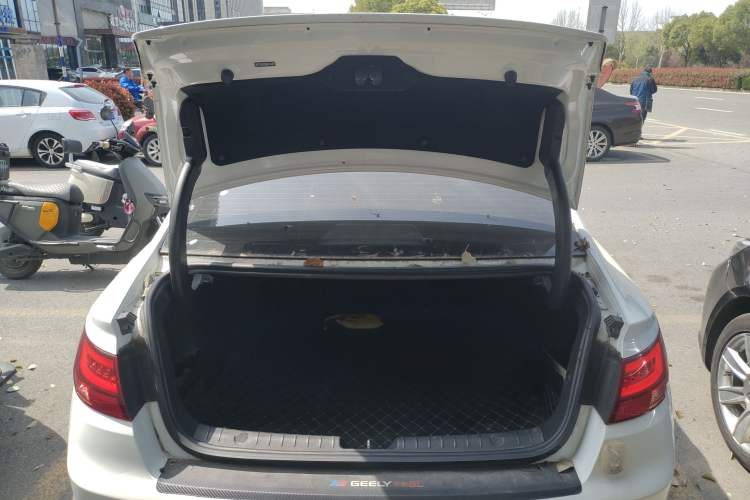 Used Geely Auto Emgrand GL 2021 UP 1.4T CVT Luxury Edition