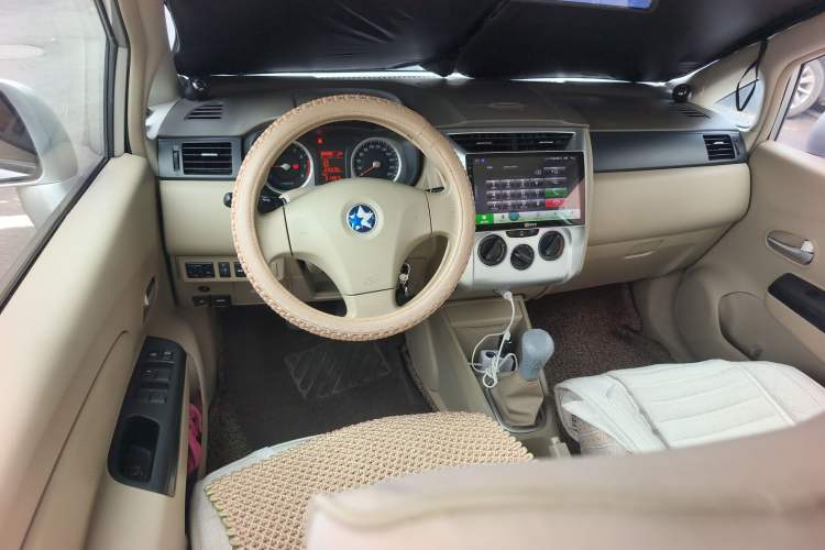 Used Venucia D50 2013 1.6L Manual Fashion Edition