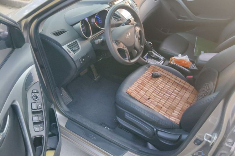 Used Hyundai Elantra (5th Generation / Langdong) 2016 1.6L Automatic Prestige Model